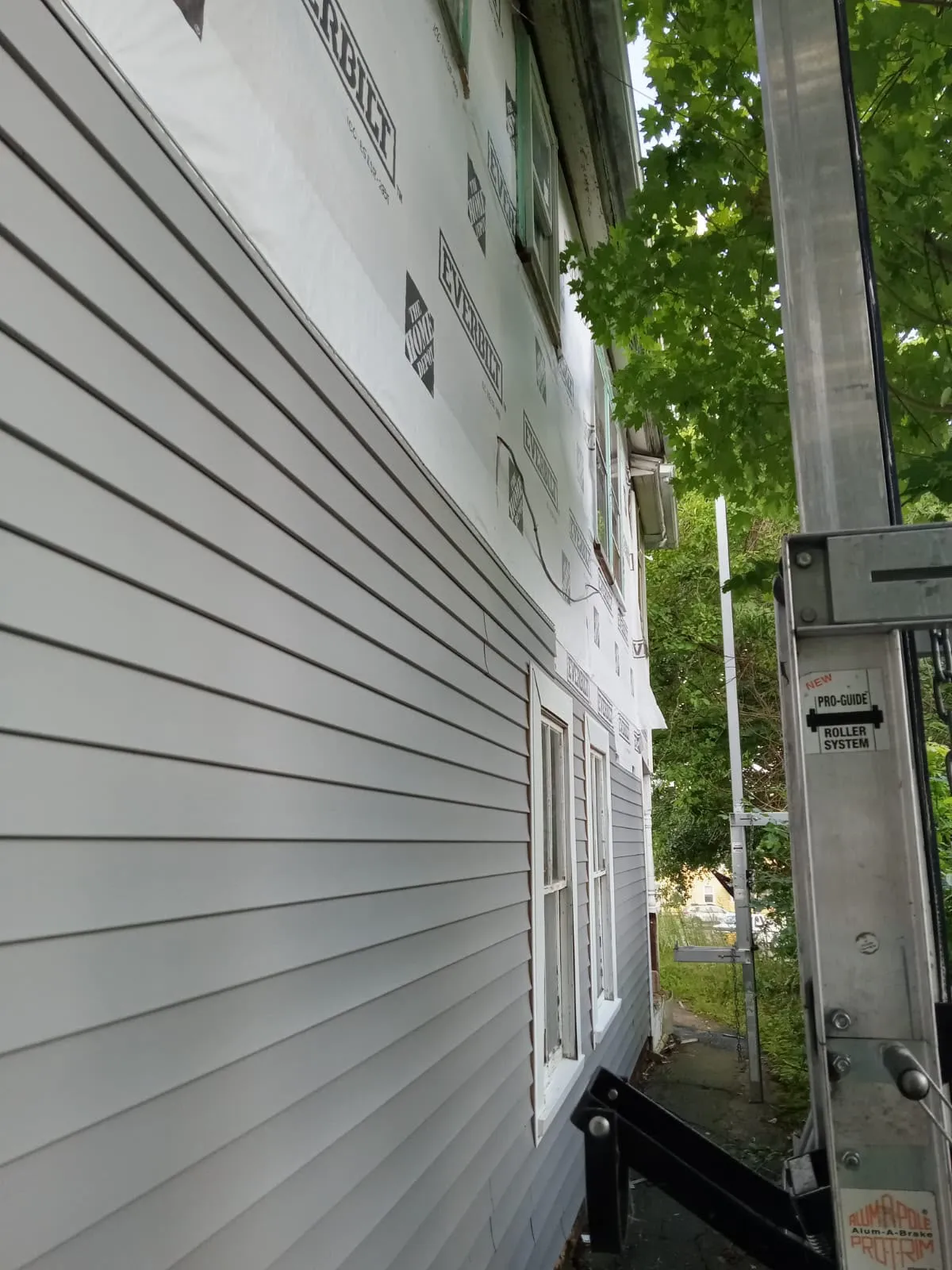 Service area map for roofing in Massachusetts, Vermont, and New Hampshire