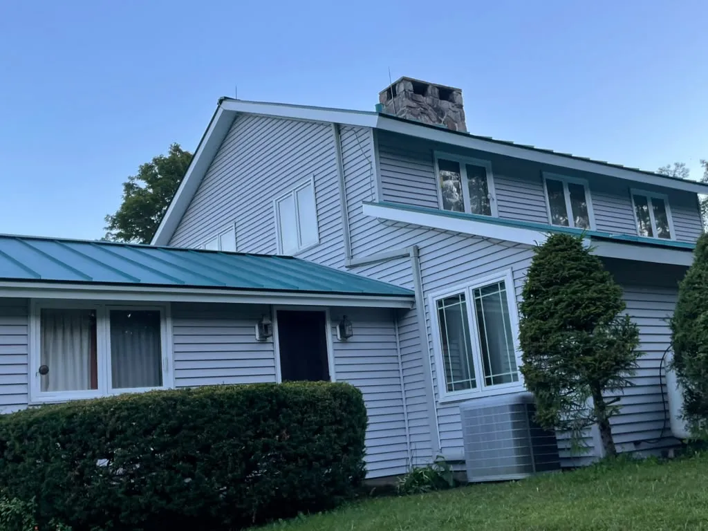 Roof Maintenance in Massachusetts