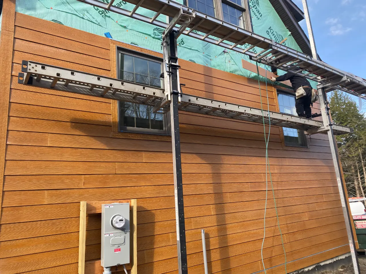 Roofing and siding services in Massachusetts by WCR Construction Inc