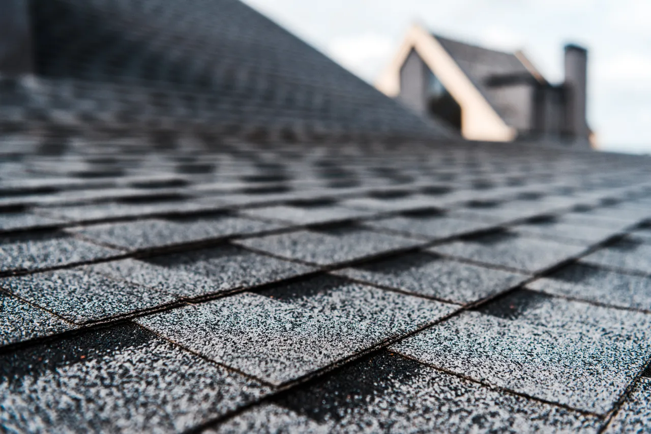 Architectural asphalt shingle roofing in Massachusetts